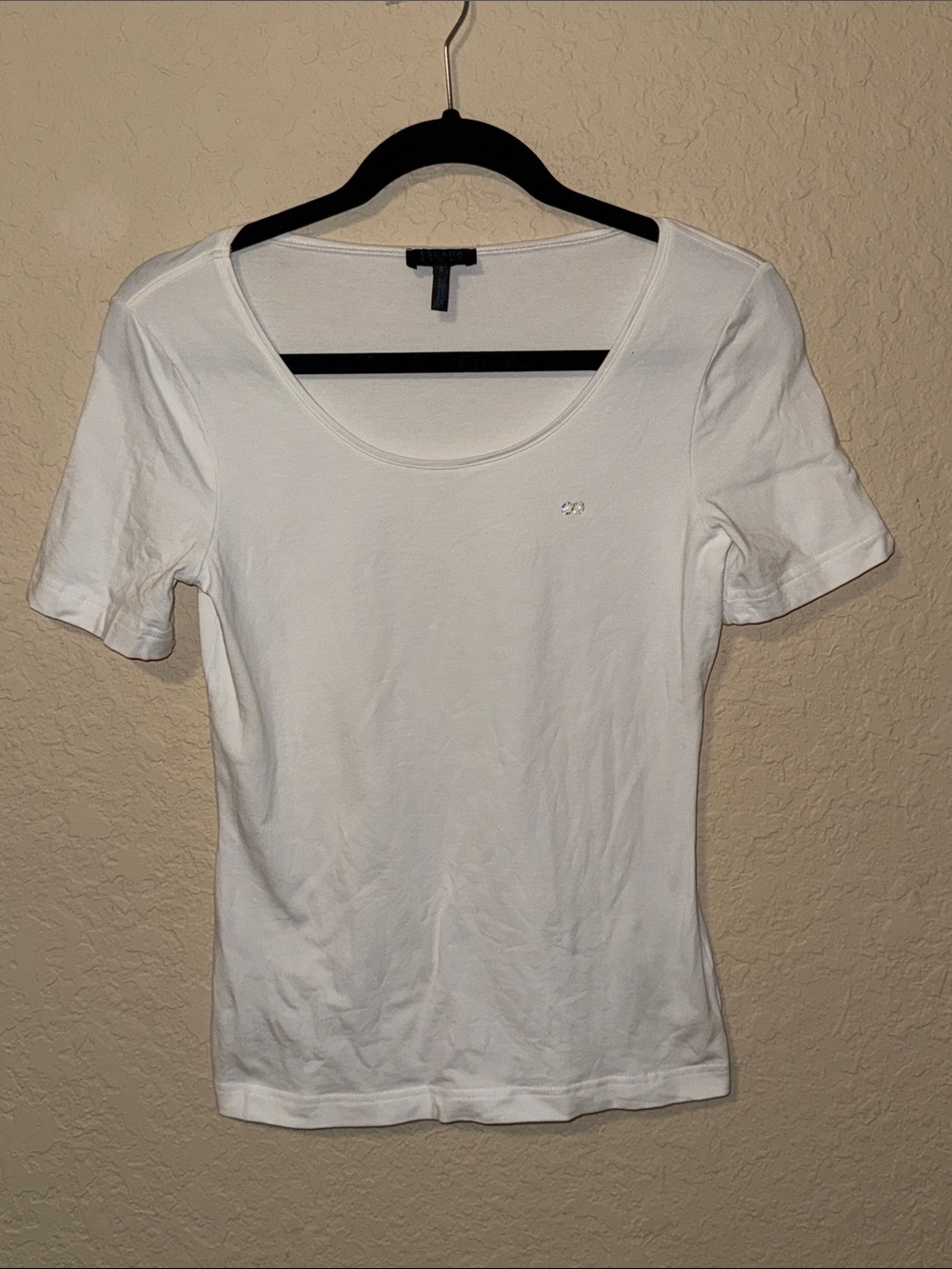 Escada White Scoop Neck Short Sleeve Tee